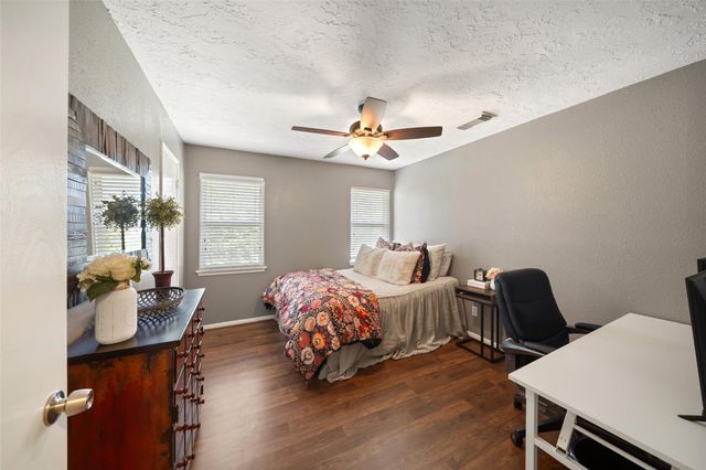 27242 Paula Lane, Conroe, TX 77385