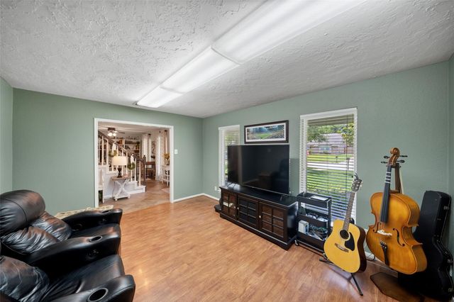27242 Paula Lane, Conroe, TX 77385