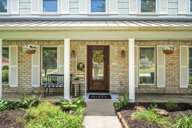27242 Paula Lane, Conroe, TX 77385