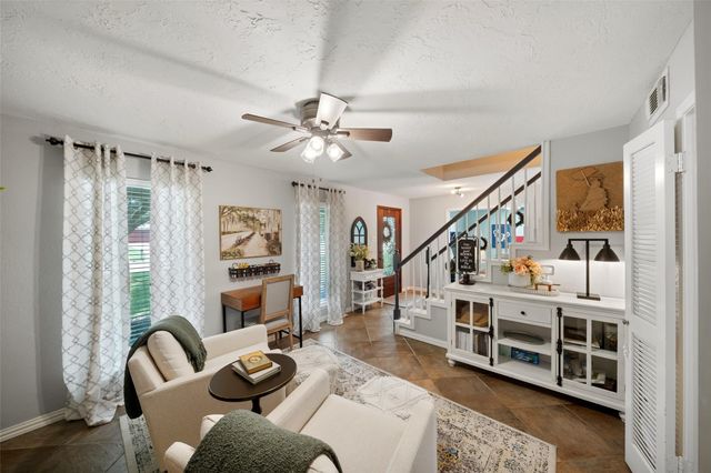 27242 Paula Lane, Conroe, TX 77385