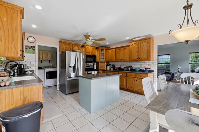 2770 Beech Log Rd, Watertown, TN 37184