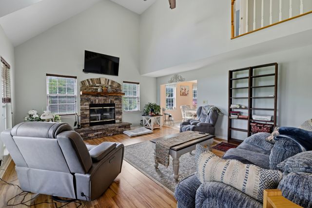 2770 Beech Log Rd, Watertown, TN 37184