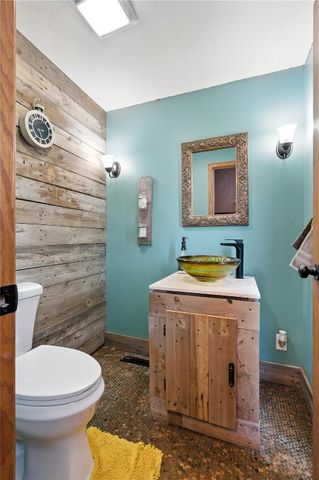 5750 J Street SW, Cedar Rapids, IA 52404