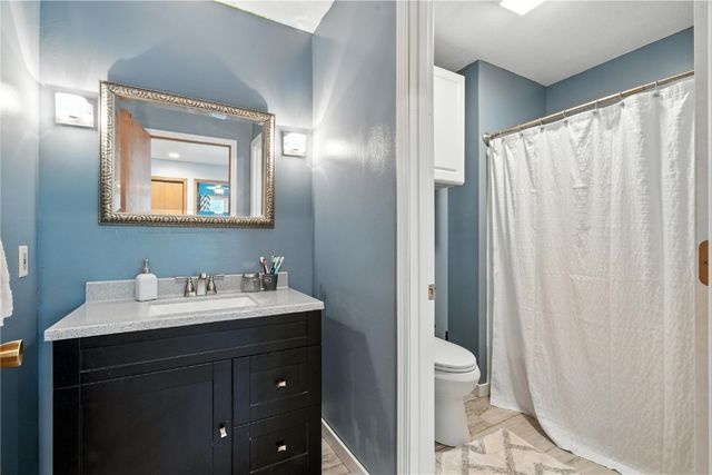 5750 J Street SW, Cedar Rapids, IA 52404