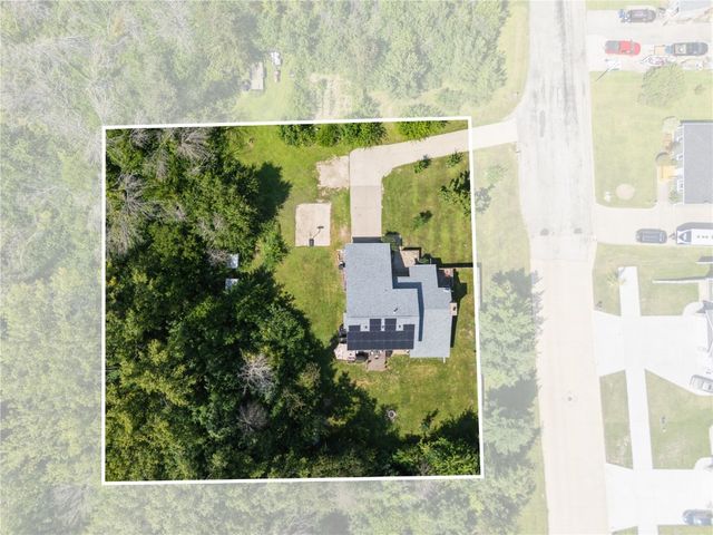 5750 J Street SW, Cedar Rapids, IA 52404