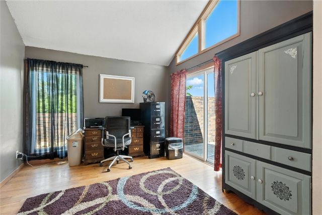 5750 J Street SW, Cedar Rapids, IA 52404