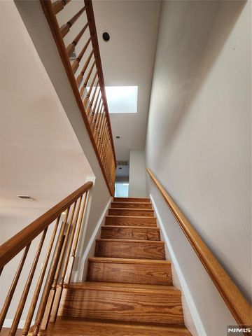 2425 1st Street, Fort Lee, NJ 07024