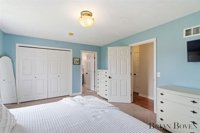 7631 Hessler Drive, Rockford, MI 49341