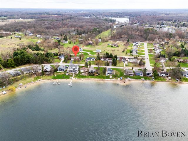 7631 Hessler Drive, Rockford, MI 49341