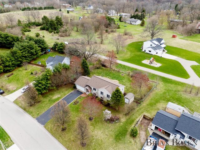 7631 Hessler Drive, Rockford, MI 49341