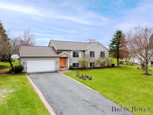 7631 Hessler Drive, Rockford, MI 49341