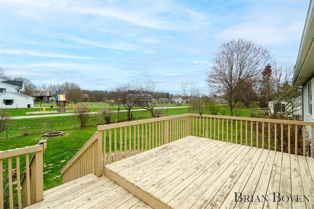 7631 Hessler Drive, Rockford, MI 49341