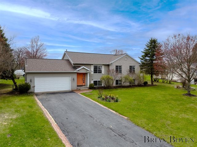 7631 Hessler Drive, Rockford, MI 49341