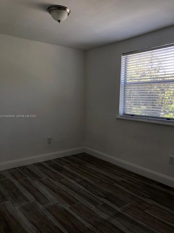 665 NE 83rd Ter 314, Miami, FL 33138