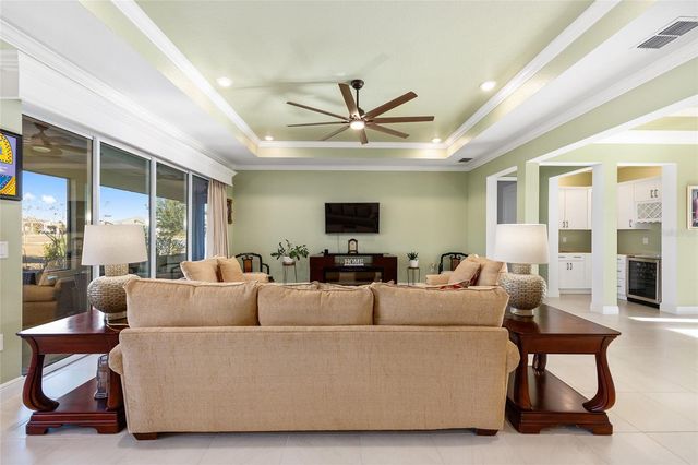 8111 SW 95TH COURT, Ocala, FL 34481