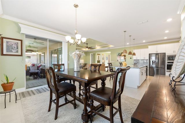 8111 SW 95TH COURT, Ocala, FL 34481