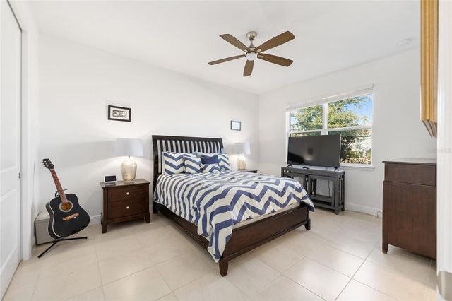 8111 SW 95TH COURT, Ocala, FL 34481