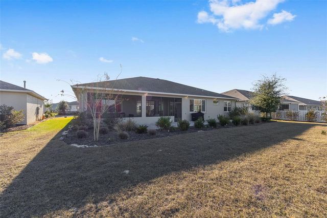 8111 SW 95TH COURT, Ocala, FL 34481