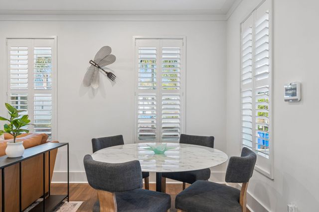 32 Sutherland Court, Charleston, SC 29403