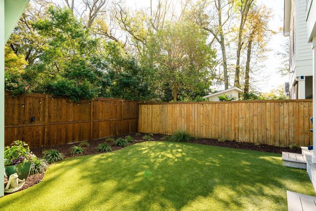 32 Sutherland Court, Charleston, SC 29403