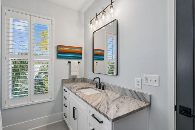 32 Sutherland Court, Charleston, SC 29403