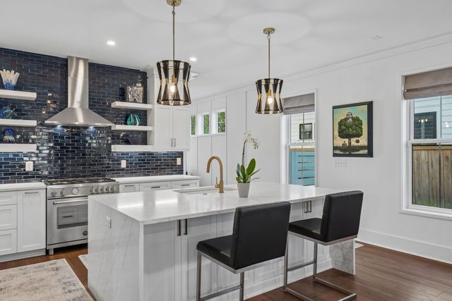 32 Sutherland Court, Charleston, SC 29403