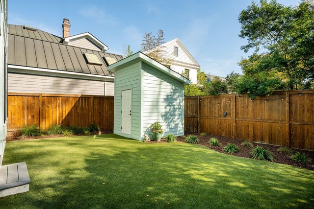 32 Sutherland Court, Charleston, SC 29403