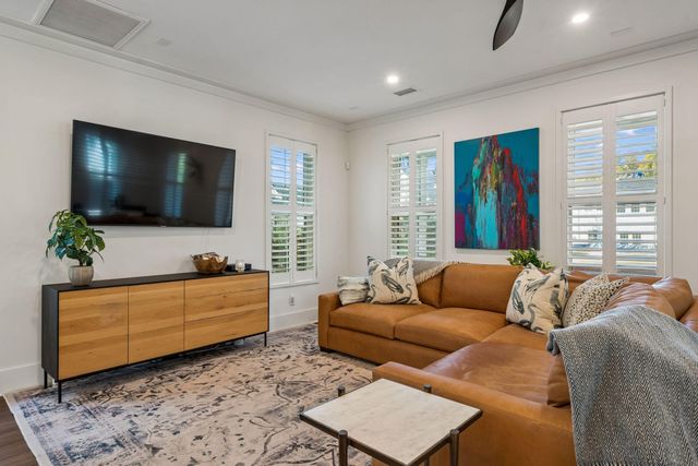 32 Sutherland Court, Charleston, SC 29403