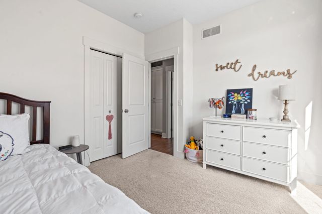 7351 Wind Stone Drive, Hudsonville, MI 49426