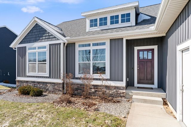 7351 Wind Stone Drive, Hudsonville, MI 49426