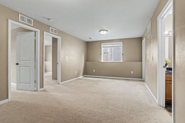 8837 Geiser Grove, Richland, MI 49083