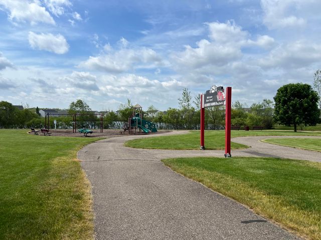 8837 Geiser Grove, Richland, MI 49083