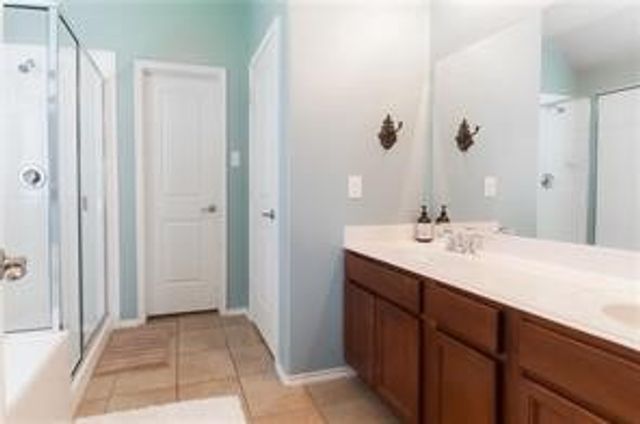 913 Buffalo Creek Drive, Mckinney, TX 75072