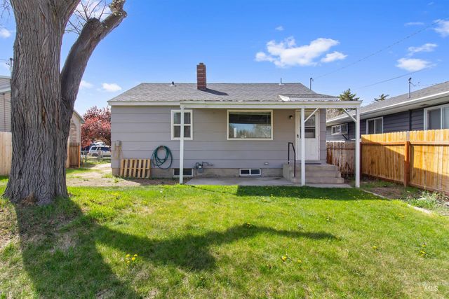 412 Madison St, Twin Falls, ID 83301