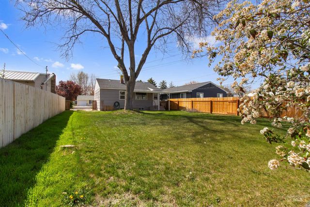 412 Madison St, Twin Falls, ID 83301