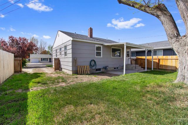 412 Madison St, Twin Falls, ID 83301