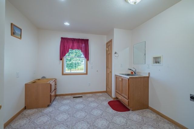 12300 David Crockett Pkwy, W, Belvidere, TN 37306