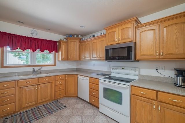 12300 David Crockett Pkwy, W, Belvidere, TN 37306