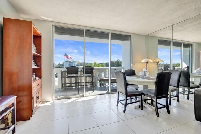 231 E Lantana Road 204, Lantana, FL 33462