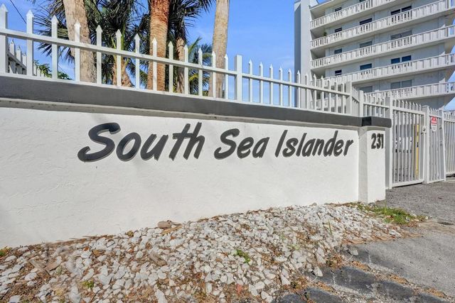 231 E Lantana Road 204, Lantana, FL 33462