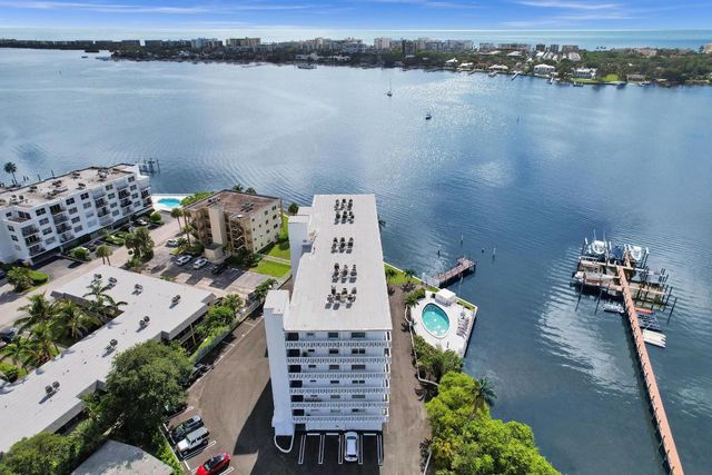 231 E Lantana Road 204, Lantana, FL 33462