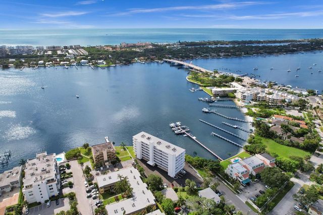 231 E Lantana Road 204, Lantana, FL 33462