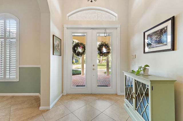 2609 SW Mayacoo Way E, Palm City, FL 34990