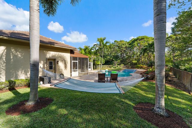 2609 SW Mayacoo Way E, Palm City, FL 34990