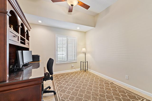 2609 SW Mayacoo Way E, Palm City, FL 34990