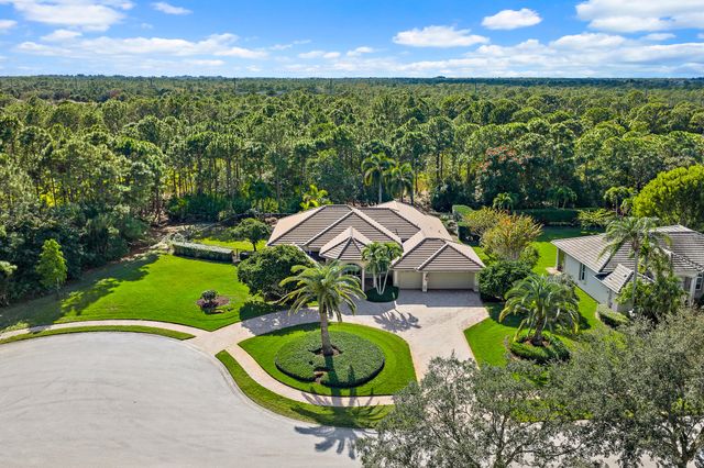 2609 SW Mayacoo Way E, Palm City, FL 34990