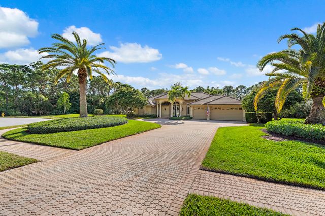 2609 SW Mayacoo Way E, Palm City, FL 34990