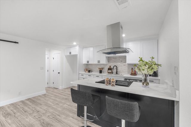 8320 Redonda Street, White Settlement, TX 76108