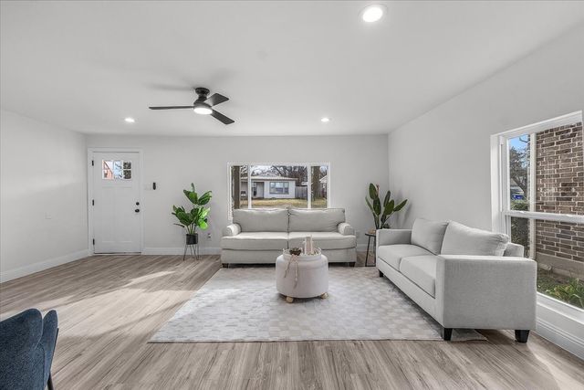 8320 Redonda Street, White Settlement, TX 76108