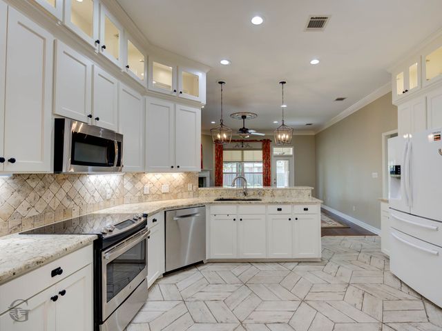 204 Afton Place, Bossier City, LA 71112